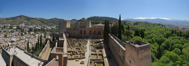 N (50).jpg - N (50) The castle in the Alhambra - Granada
